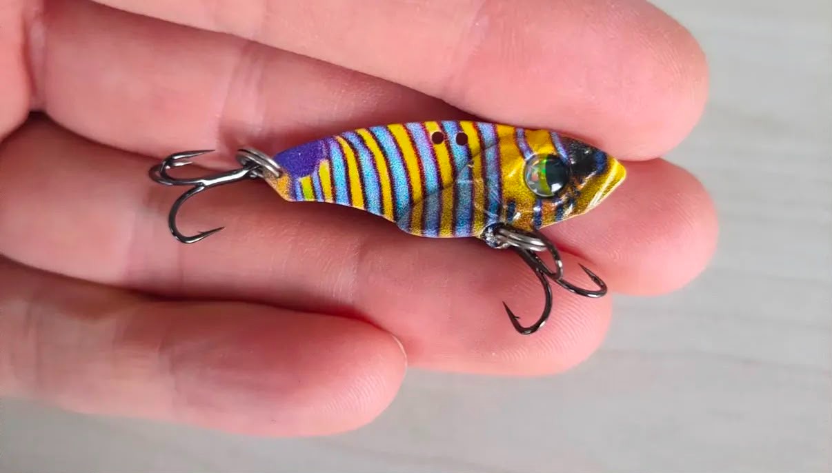 Yüksek Titreşimli LRF / Spin Vibrasyon Yemi - 3.5 cm / 7 gr (9 Renk Seçeneği)
