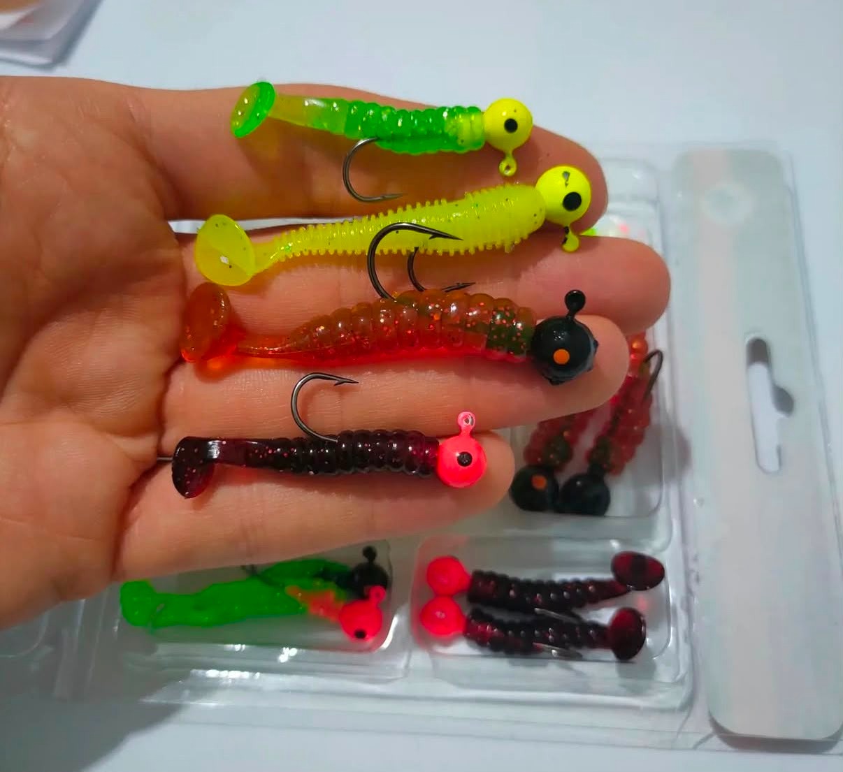  LRF ve Hafif Spin Uyumlu Mikro Jig Silikon Yem Seti - 17 Takım (Zoka + Silikon)