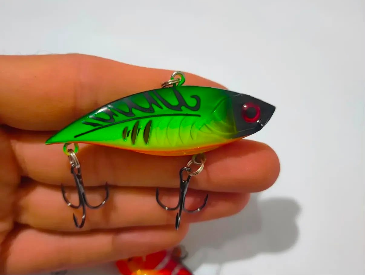 6.5cm 11g Solungaç Kanallı Bilyalı Vibrasyon Yemi