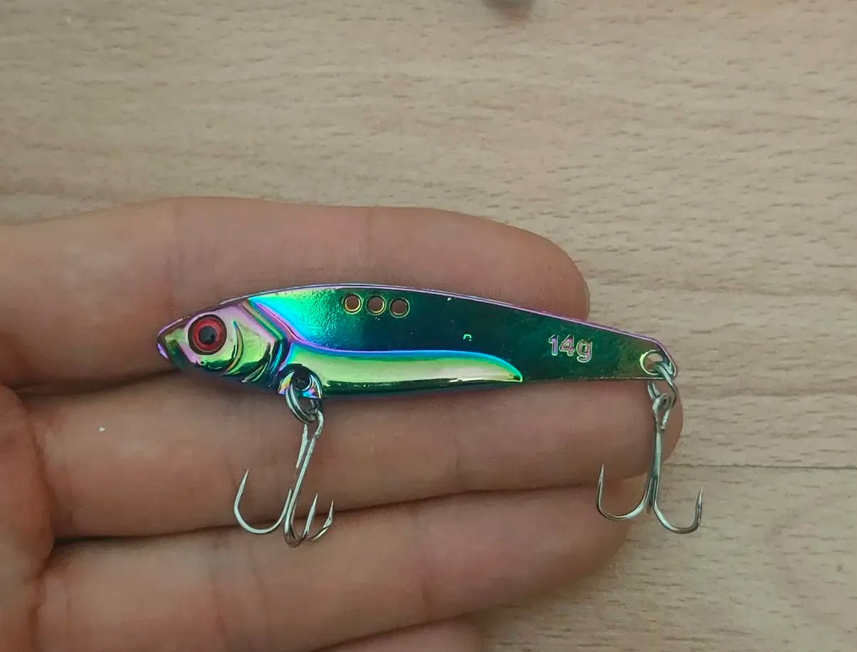3 Kademeli Bağlantılı Metal Vibrasyon Yemi - 7 cm / 14 gr (8 Renk Seçeneği)