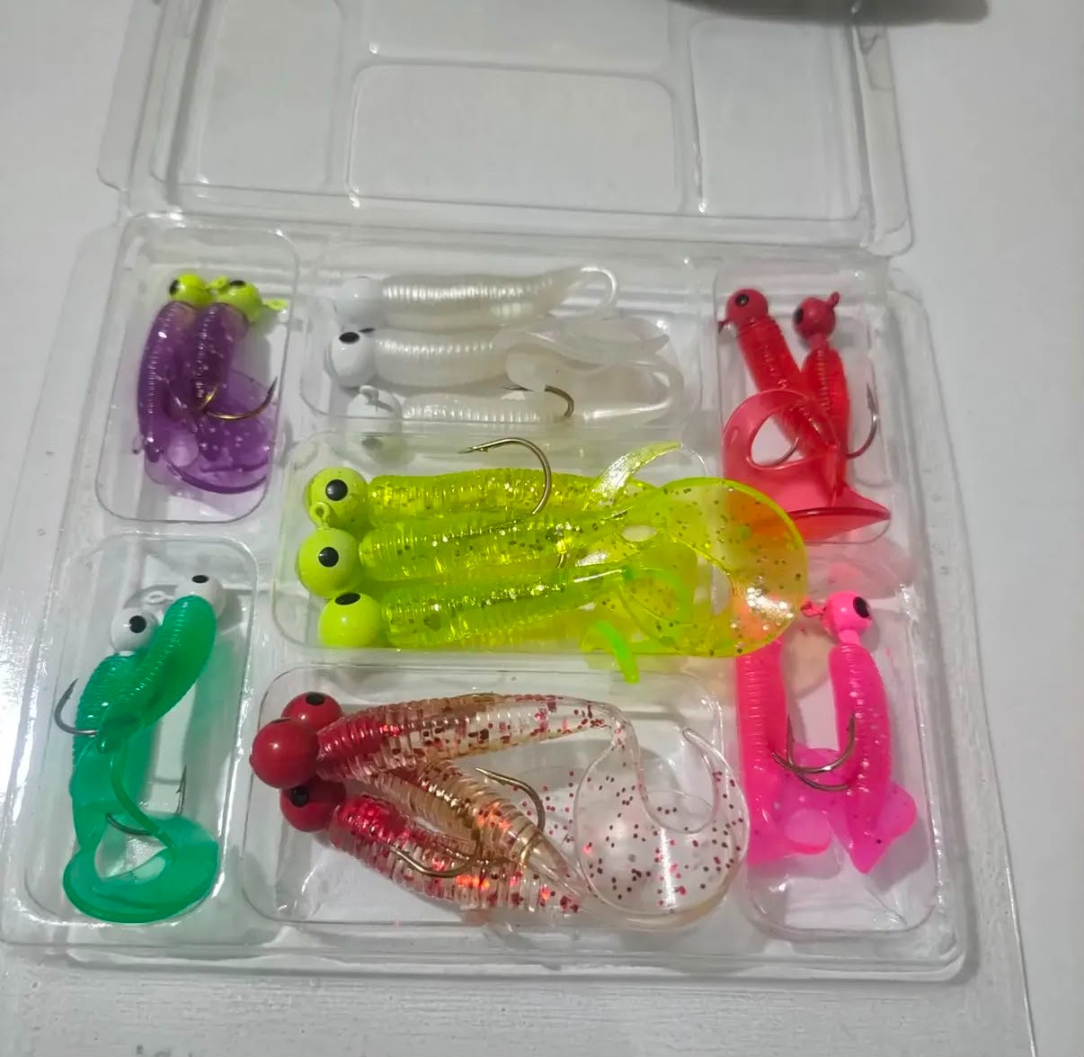 LRF ve Hafif Spin Uyumlu UV Zokalı Silikon Seti - 34 Parça Kutulu (3.5g - 5g - 7g)