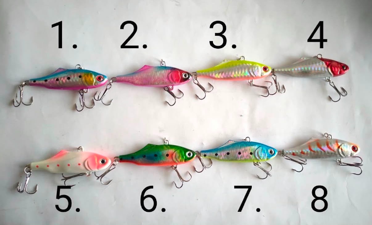 : Yüksek Titreşimli Sert Plastik Vibe - 7.5 cm / 24 gr (8 Farklı Renk / UV & Hologramlı)